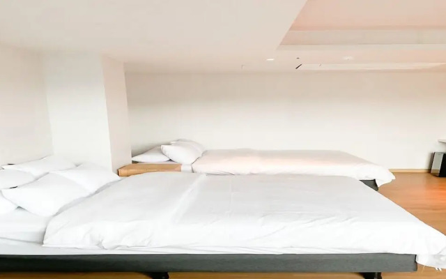 Sokcho Gallery In Stay