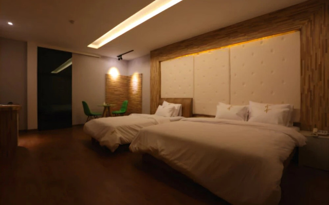 Java Hotel