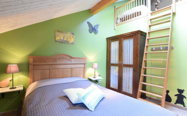 Renovated Mill in Bastogne Near Waterfall