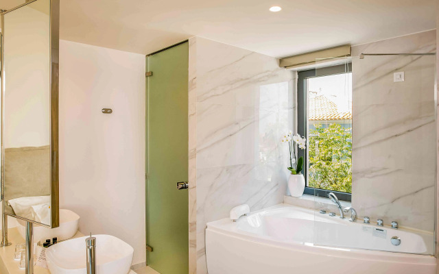 Samian Mare Hotel Suites & Spa