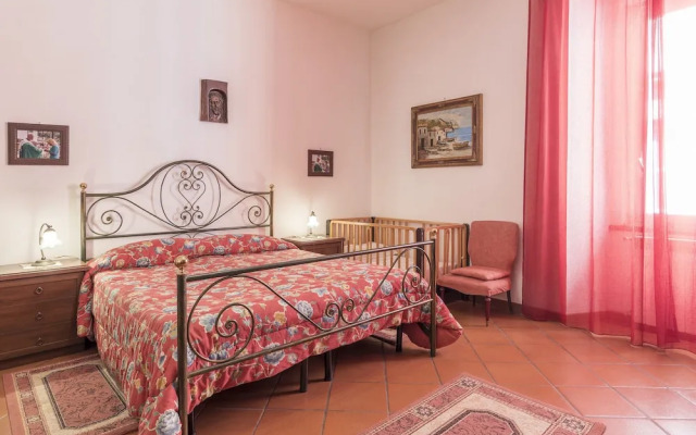 Trastevere Roomy Apartment