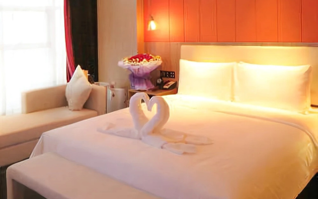 Aishang Hotel (Zhengzhou Zhengdong New District High-speed Railway Station)