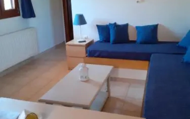 Anavissos Apartment