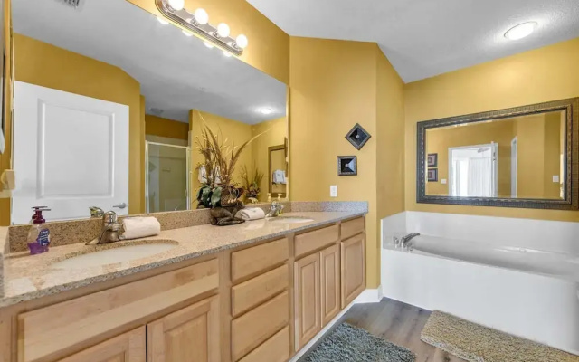 Grandview East 1604
