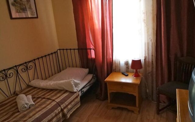 Гостевой дом Helen's Home