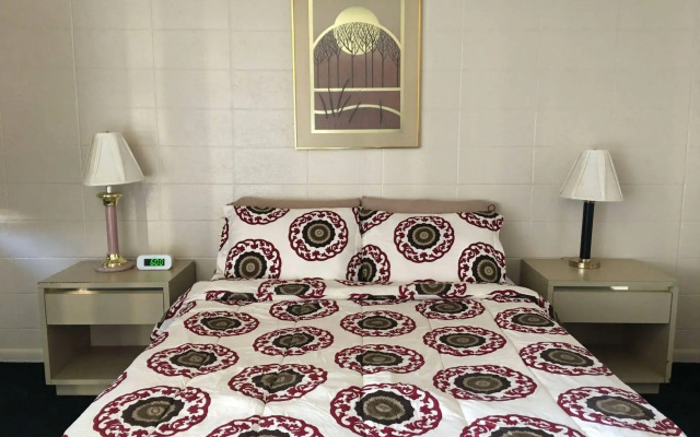 Budget Inn Ontario