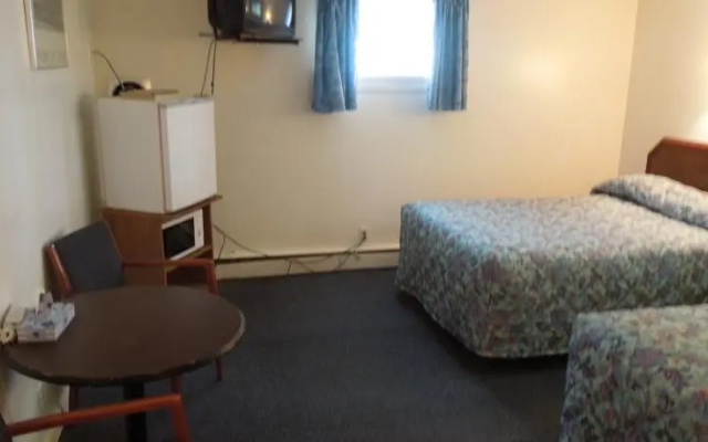 Pine Haven Motel