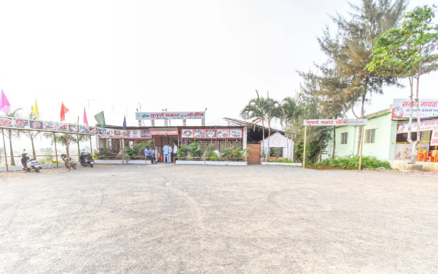 SPOT ON 65135 Hotel Suvarna Samrat Lodge
