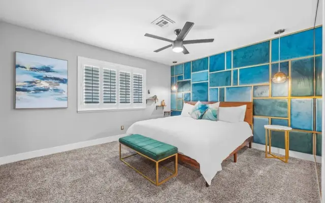 4bdrm 2 Bath Pool Close To Strip & Conventions