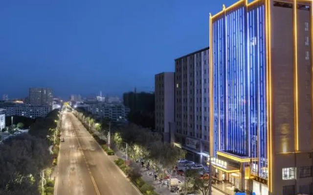 Zhangye LanQi International Hotel