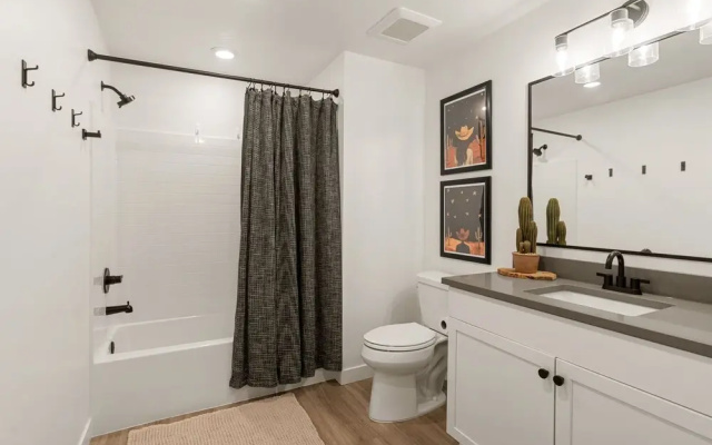 Mane Stay At Terra 3 Bedroom Condo