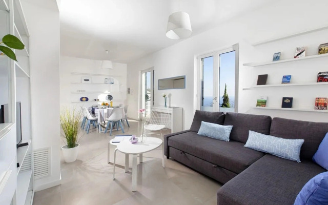 Estate4home - Villa Corinna