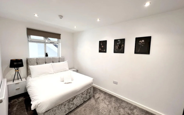 Captivating 2-bed Apartment in Liverpool