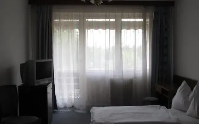 Piramis Hotel