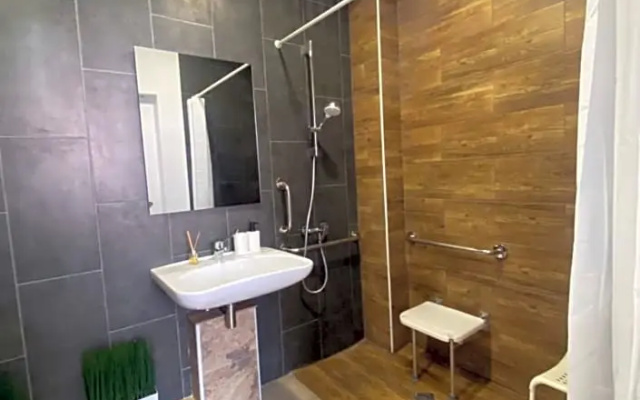 Orange Vibes Guest house