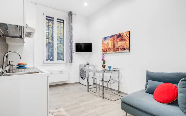 Bolognina Centro-Stazione Apartment