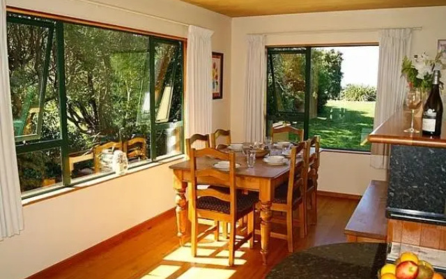 Tomatea Rua - Golden Bay Bach (Pakawau Beach)
