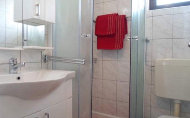 Apartment Marko - 30m from beach; A2 Rogoznica, Riviera Sibenik