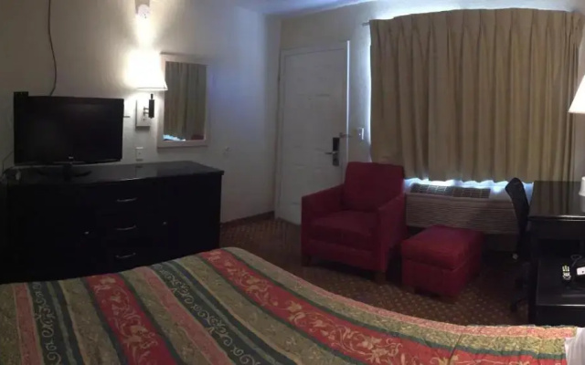 Hilltop Inn Suites