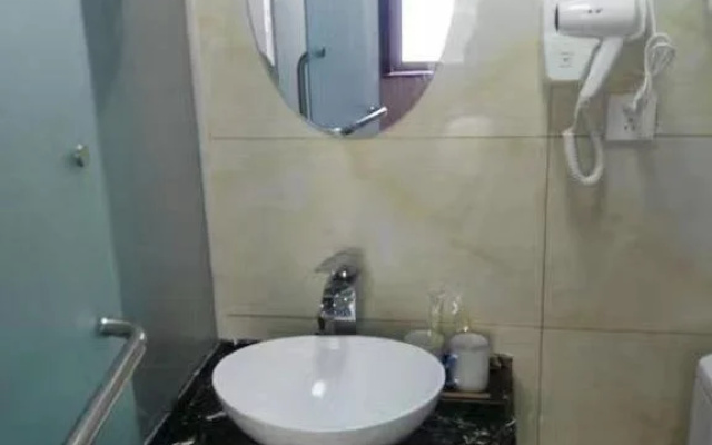 Jinhe Hotel