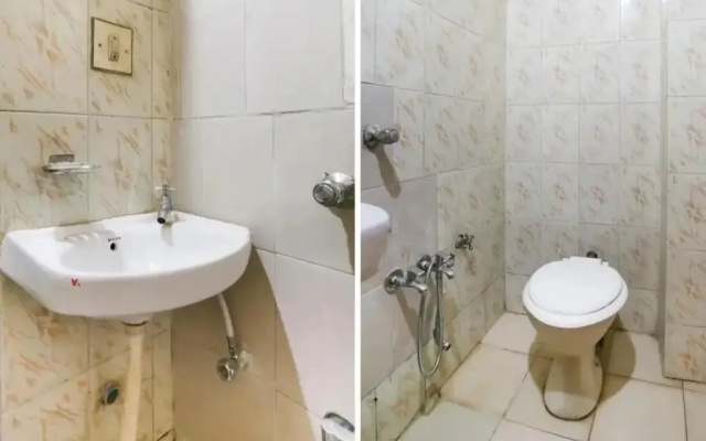 Hotel Super Guest House by OYO Rooms