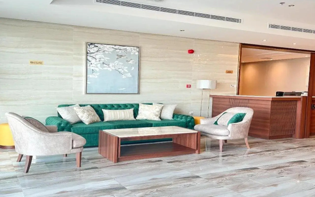 Level Nine Hotel