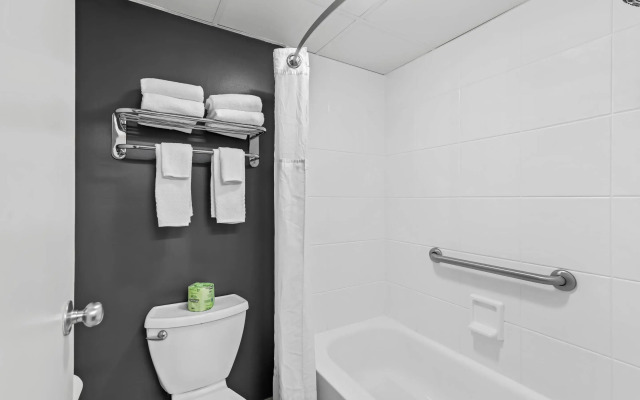 Quality Inn Bangor Airport