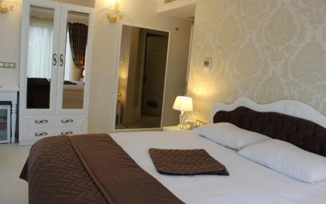 Azade Butik Otel
