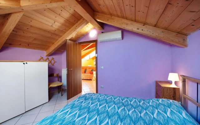 Trilocale in villa Apt 5