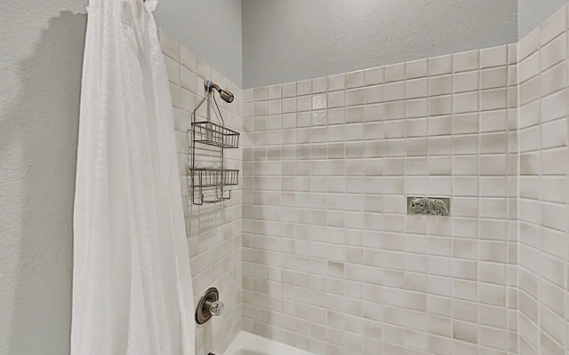 1580mrub 2 Bedroom Townhouse