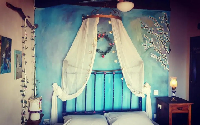 Feggaropetra Inn Magic Mountain House