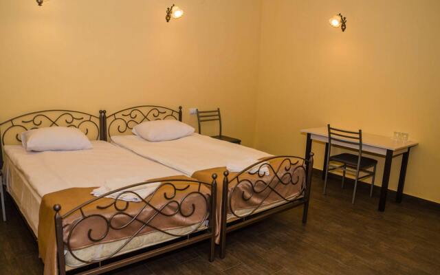Yeghevnut Hotel комната для гостей