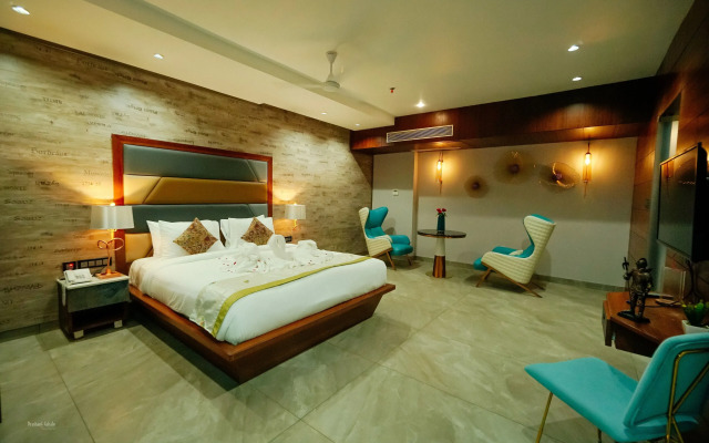 RG Exclusive Stay & Fine Dine, Akola