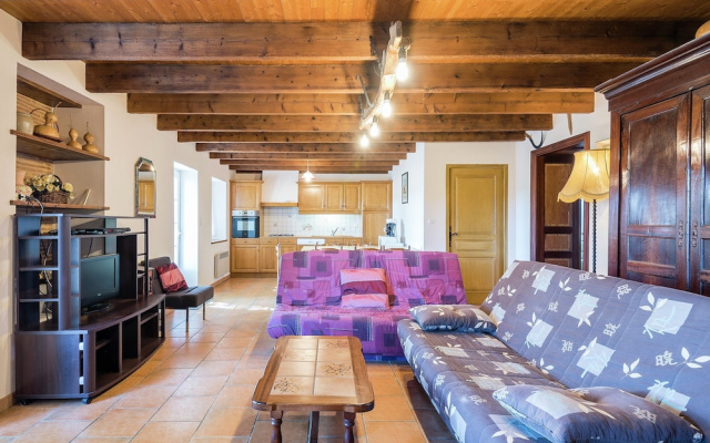 Spacious Holiday Home in Saint-nexans With Terrace