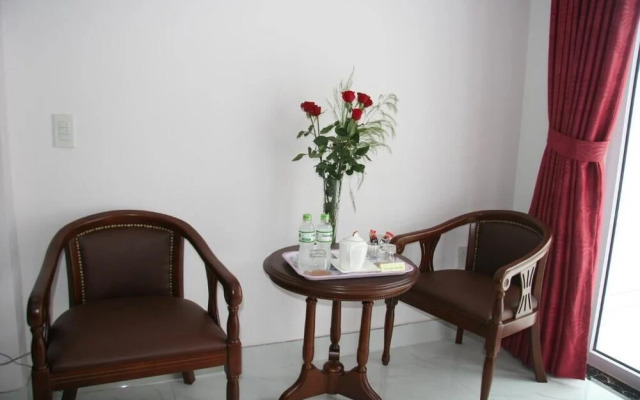 YaYa Hotel