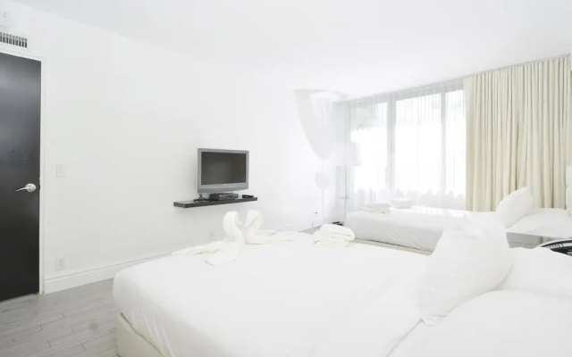 Miami World Rental - Mondrian 401