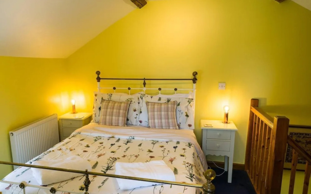 Sunshine Annex-double Bed,ensuite, Lounge, Kitchen