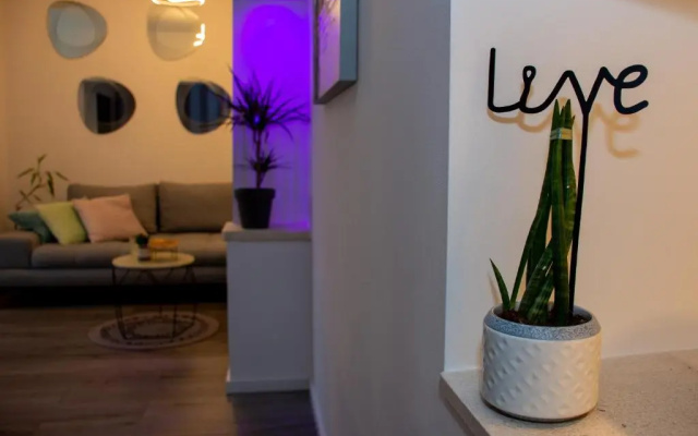 Apartment 7