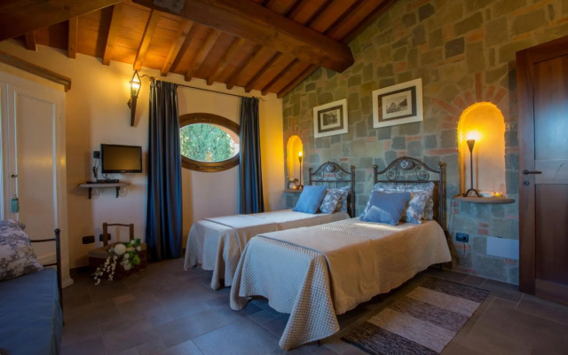 Villa with private pool between Pisa and Volterra-Villa Montelopio
