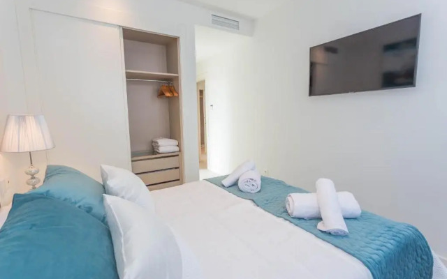 Luxury 2BR Seaviews - Santa Barbara Heights
