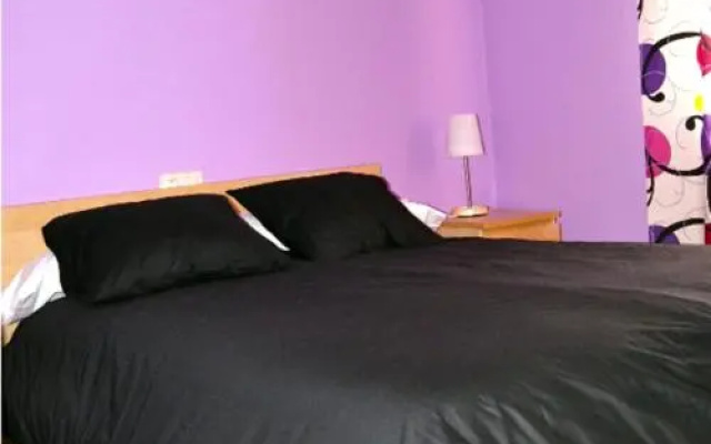 Apartamentos El Castañar