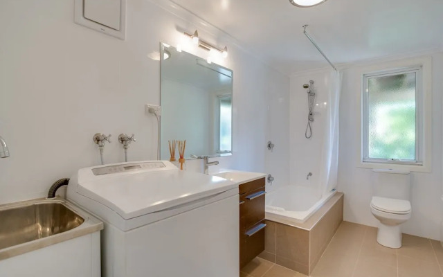 Orcades Beach House