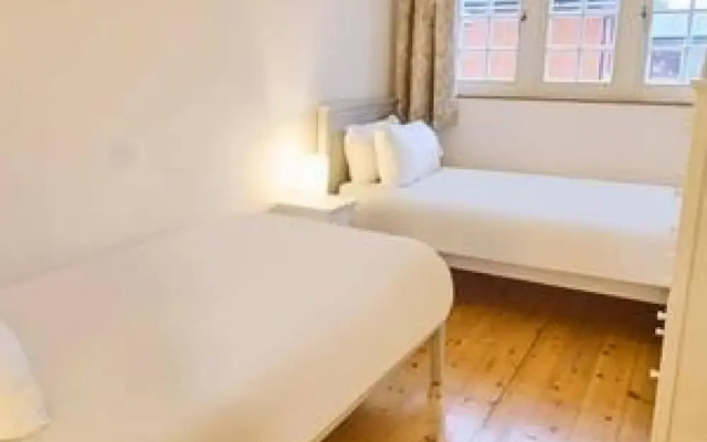 Host Stay New Street