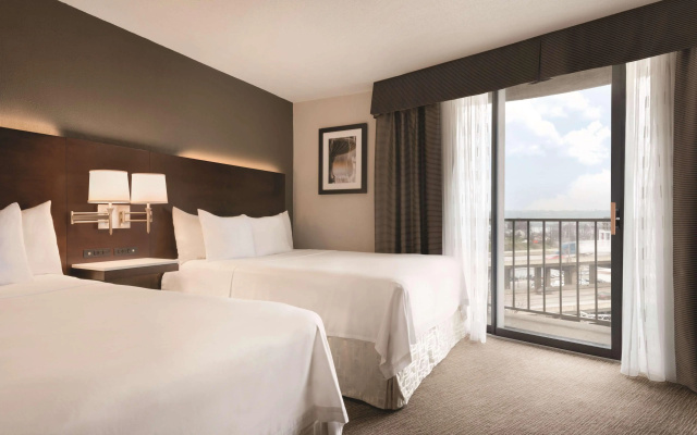 Radisson Hotel Cincinnati Riverfront