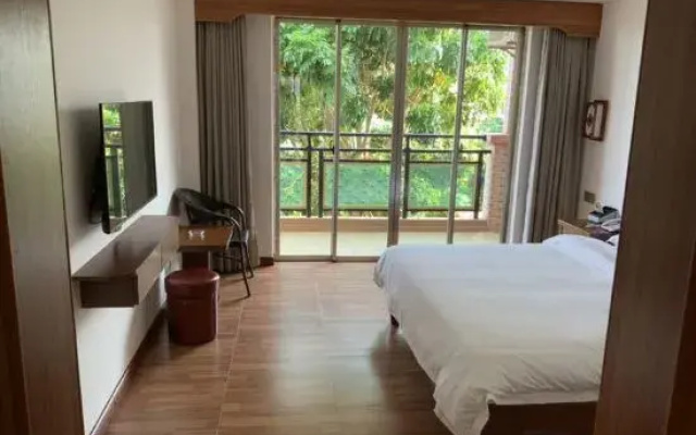 Xingxing Huaqiao Hotel