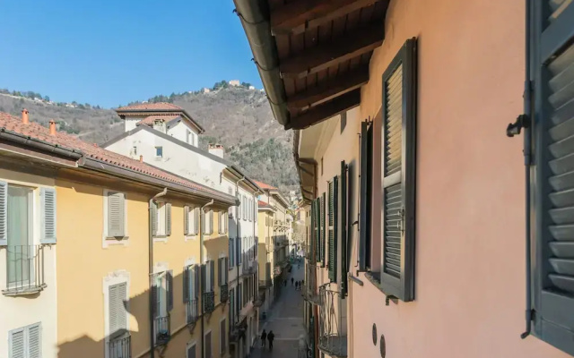 Domus in Como by Rent all Como