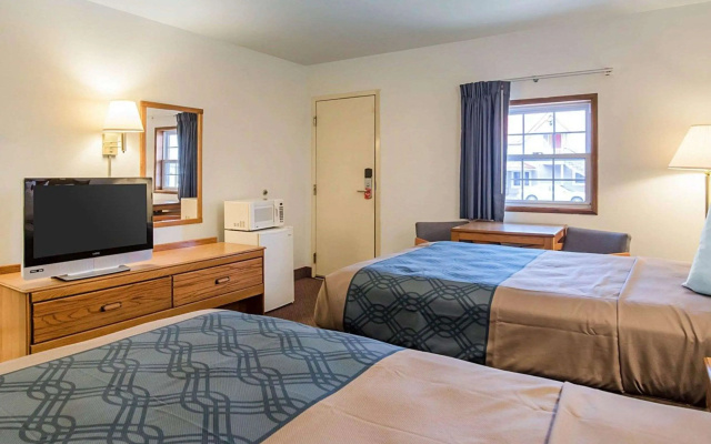 Econo Lodge Saint Albans