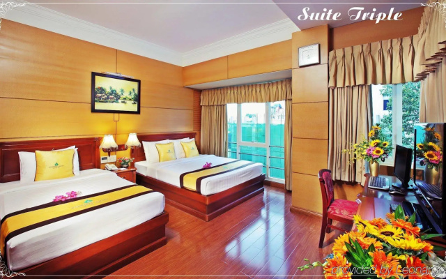 Sapphire Saigon Hotel