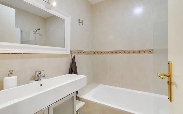 Apartamento Top Malaga cerca del Centro Histórico con parking