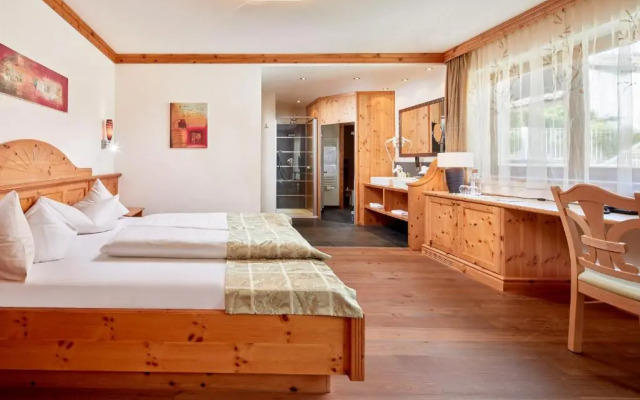 Alpine Hotel Resort Goies